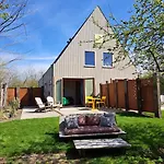 Silver Garden Bed & Breakfast 3*