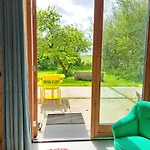 Bed & Breakfast Silver Garden 3*