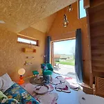Silver Garden Bed & Breakfast 3*
