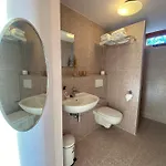 Silver Garden Bed & Breakfast