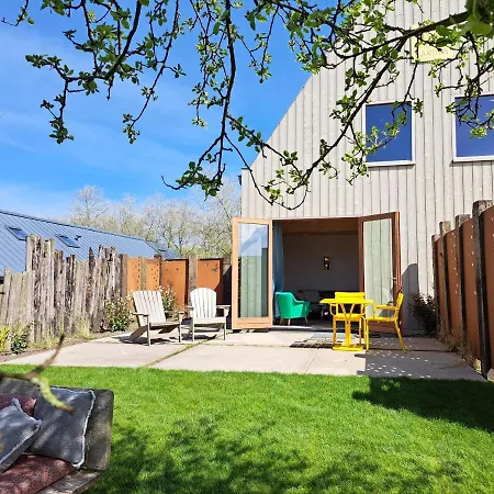 Silver Garden Bed & Breakfast Oosterend (Texel)