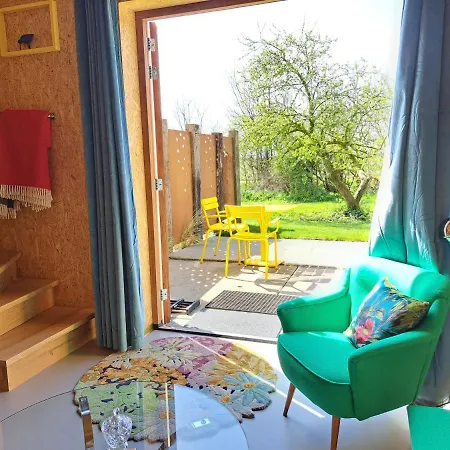 Bed & Breakfast Silver Garden 3*