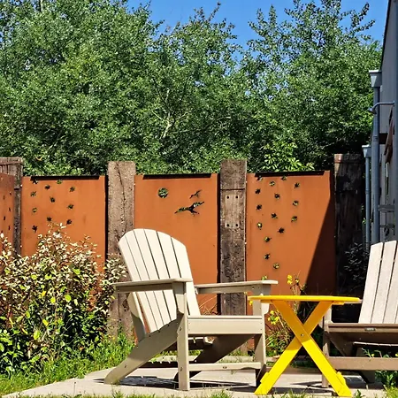 Silver Garden Bed & Breakfast